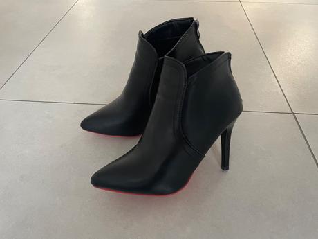 Kotnikové čižmy, 36