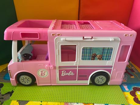 Karavan barbie,