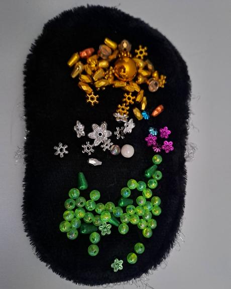 Materiál na náramok, 