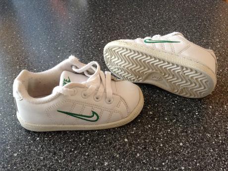 Tenisky so zelenou fajkou, vnút. dĺžka 14cm, nike,22