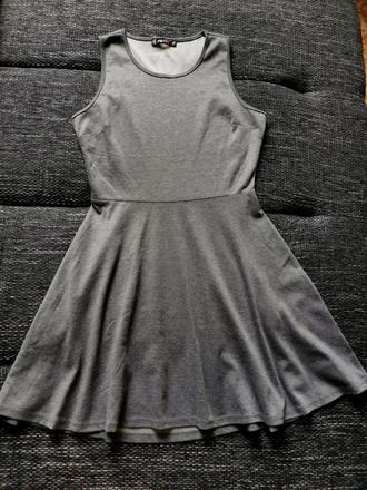 Šaty áčkového strihu, m