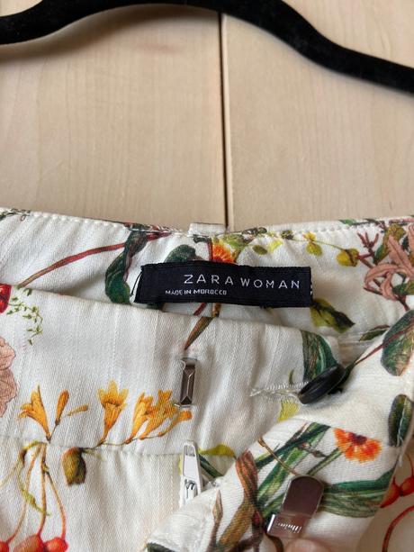 Kvietkované nohavice, zara,xs
