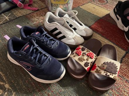 Sada 3topanok v35, skechers,35