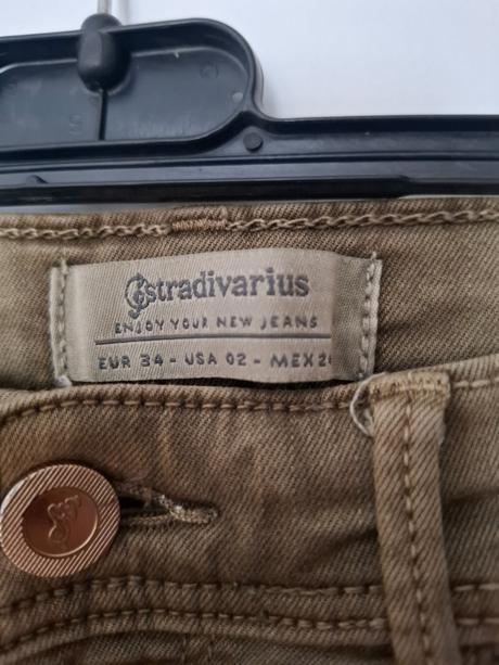 Rifle s dierami na kolenách, stradivarius,34