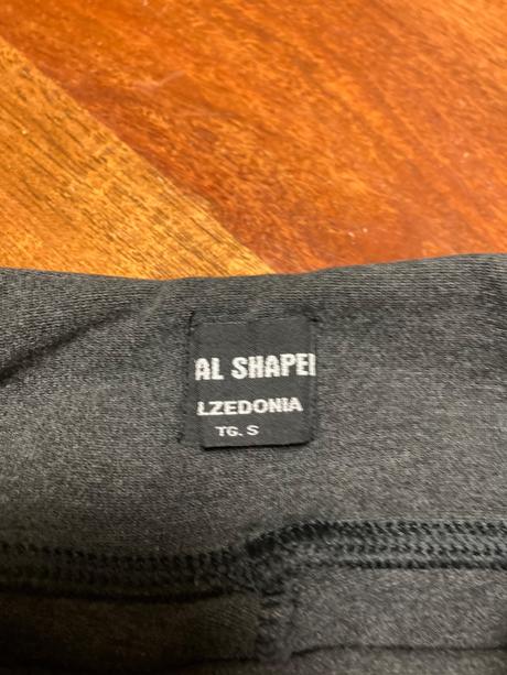 Kvalitné tvarujúce legíny, calzedonia,xs