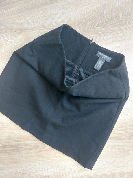 Vlnená sukňa banana republic xs-s, xs