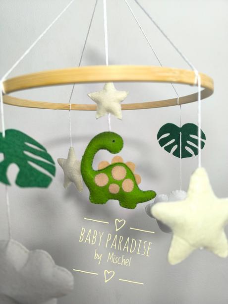 Kolotoč nad postieľku dinosaurus, 