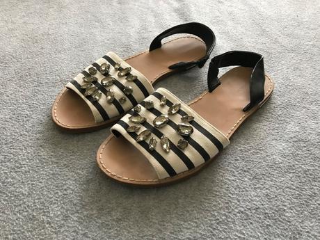 Sandalky, stradivarius,39