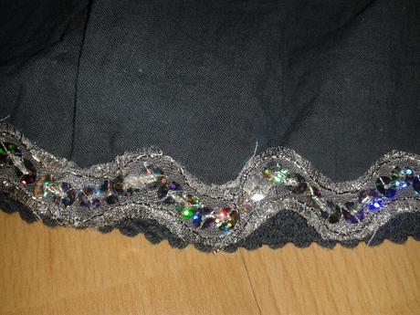 Sive letne maxisaty, 40