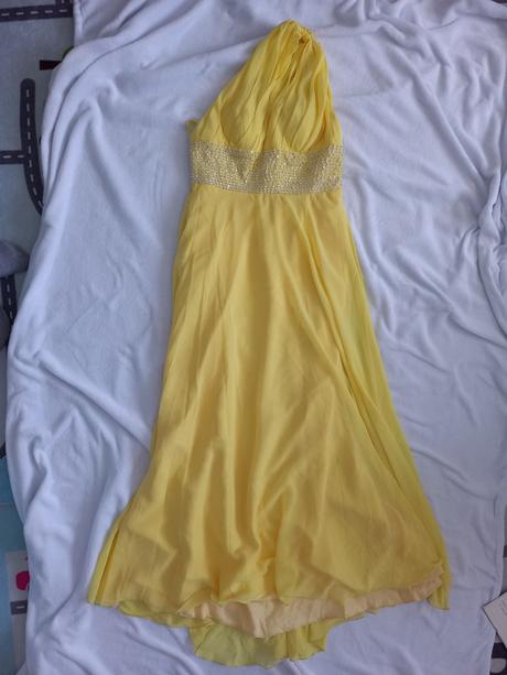 Žlté spoločenské šaty, s