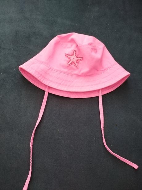 Krásne klobúčiky letné 2-5 r., 