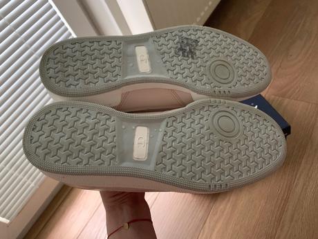 Tenisky, champion,41