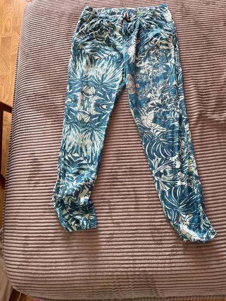 Nohavice, desigual,26