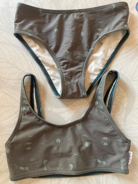 Dvojdielne dievčenské plavky bekvåm, 134