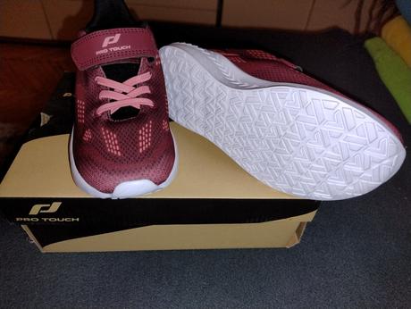 Tenisky na telesnú/ športovej haly 33, 33