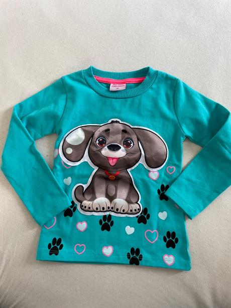 Piskacia a svietiaca mikina, 86