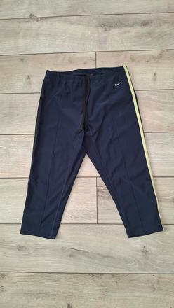 Nike 3/4ťové nohavice, sedia na 140/146, nike,140