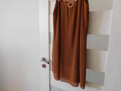 Šaty hnedé padavý materiál m/l, m