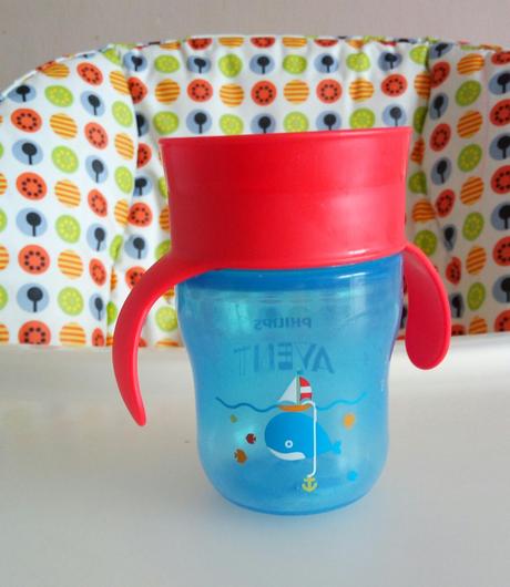 Pohárik avent s úchytkami sa samostatné učenie, 