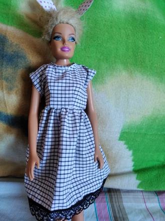 Šaty pre barbie,