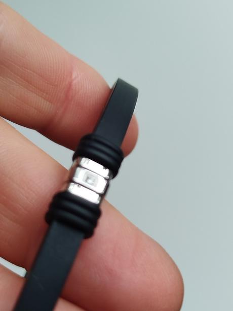 Pánsky náramok so zirkonmi, 