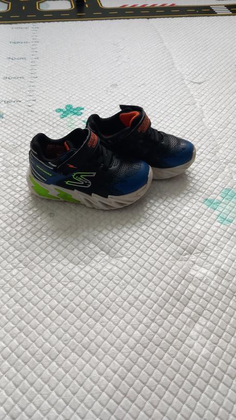 Tenisky skechers, 25