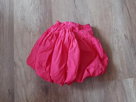 Dievcenska balonova sukna, 92