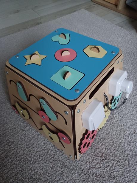 Montessori trezor busykids, 