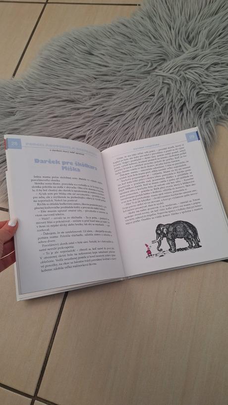 Kniha farebné rozpravky,