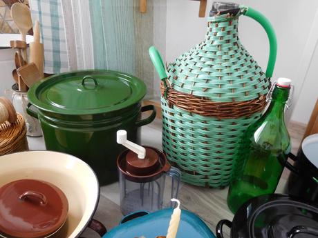 Smaltované na chalupu-do kuchyne,