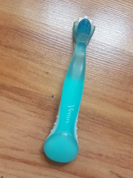 Rúčka na holenie gilette venus, 