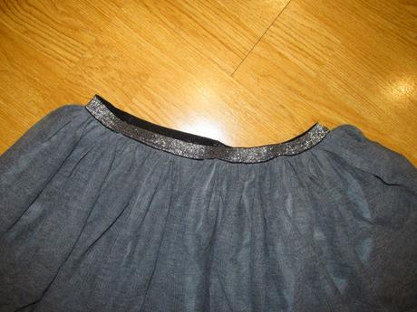Šedá sukňa v. 164, 164