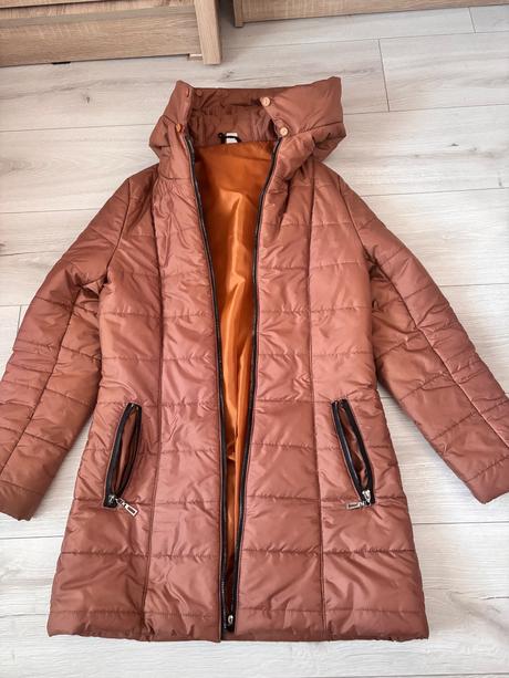 Dámska zimná bunda, 38