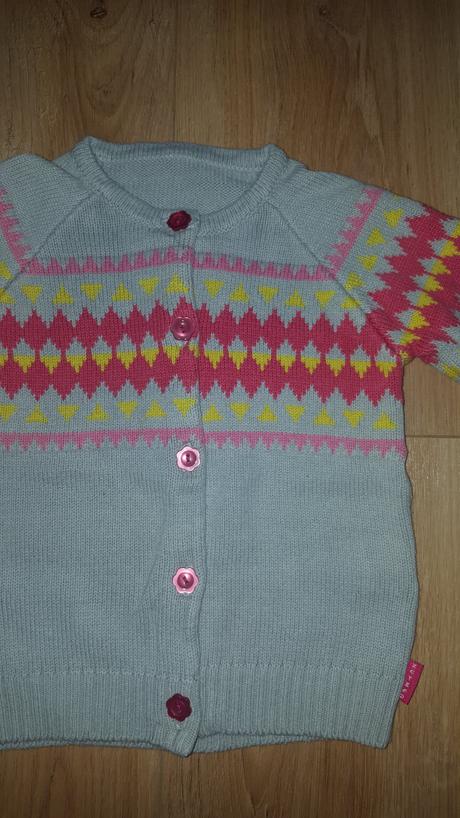 Pekný svetrík, nutmeg,92