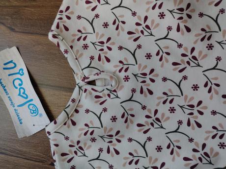 Šaty s dlhým rukávom, 116