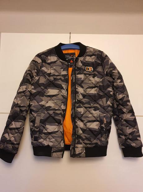 Prechodná bunda, 134