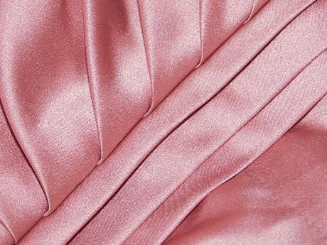 Spolocenske korzetovou saty, 46