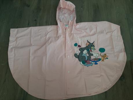 Pršiplášť pončo, 