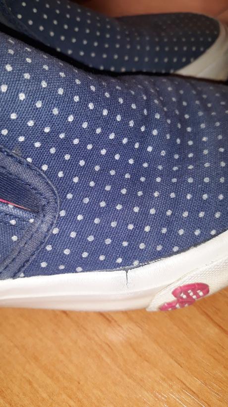 Latkove topanky v.32, 32