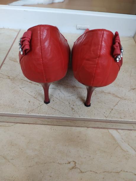 Lodičky à la carmen, 40