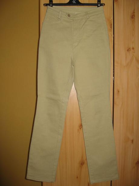 Béžové nohavice do pásu, s