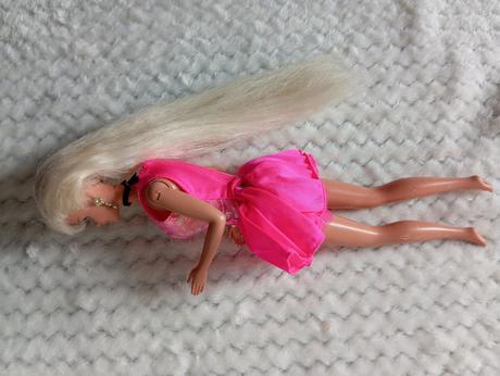Barbie cut and style 1994,