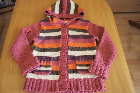 Dievčenský svetrík s kapucňou na gombíky, cherokee,104