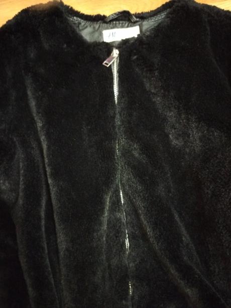 Huňatá bundička, h&m,146