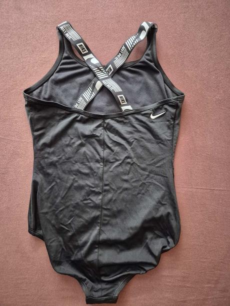 Plavky, nike,146