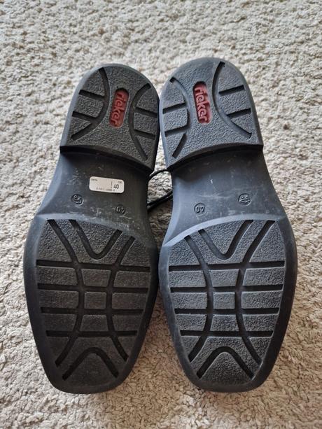 Elegantné topánky, rieker,40