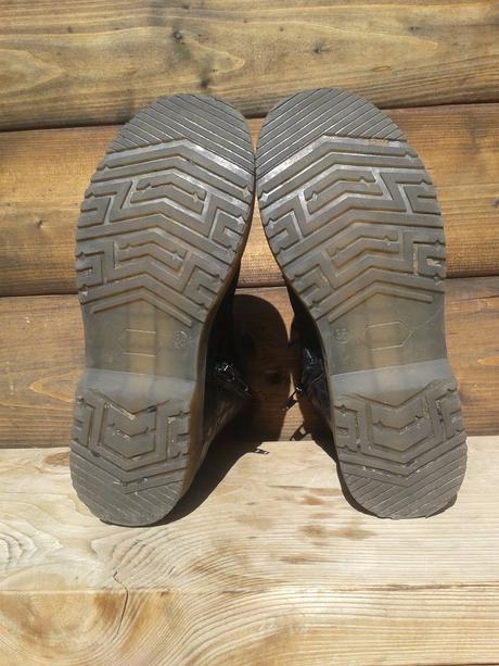 Čižmy reserved, reserved,36