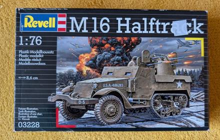 Model bojového vozidla m16 halftrack (revell 1/76),