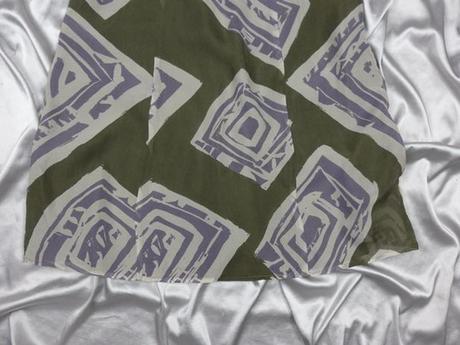 Letné hodvábne šaty, 40