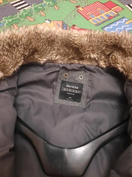 Bunda vetrovka, bershka,m